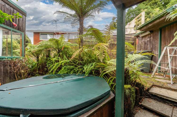 134 Lake Crescent Hamilton Lake_26