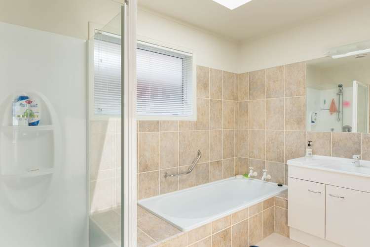 1 Te Hatepe Avenue Taupo_10