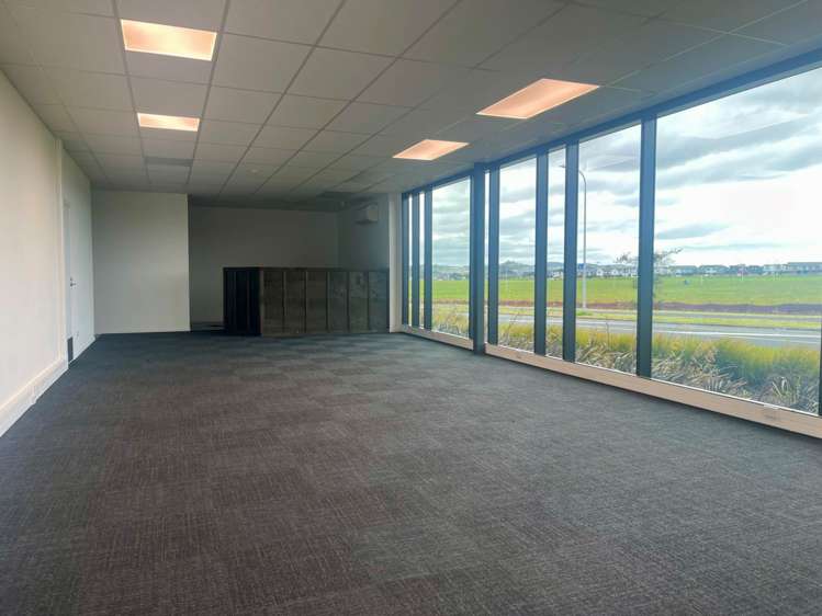 Unit 12/22 Highgate Parkway Silverdale_6