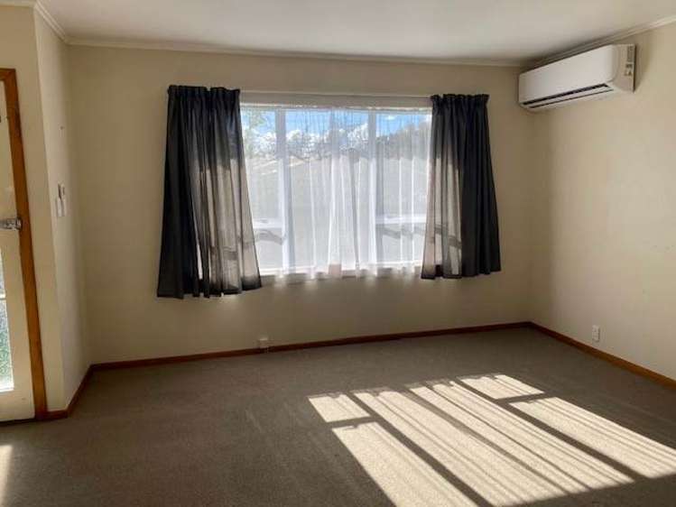 2/10 Olympic Place Papakura_3