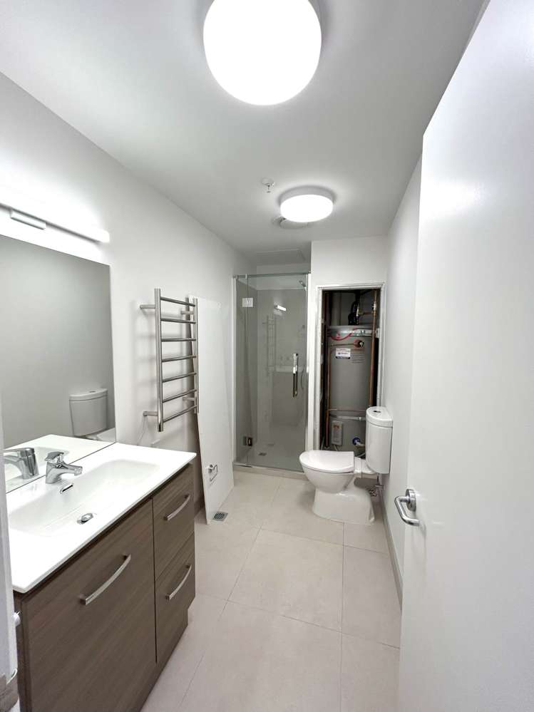 16F/30 Westward Ho Glen Eden_6