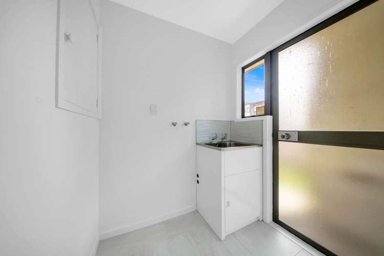 2/24 Funnell Place Manurewa_6