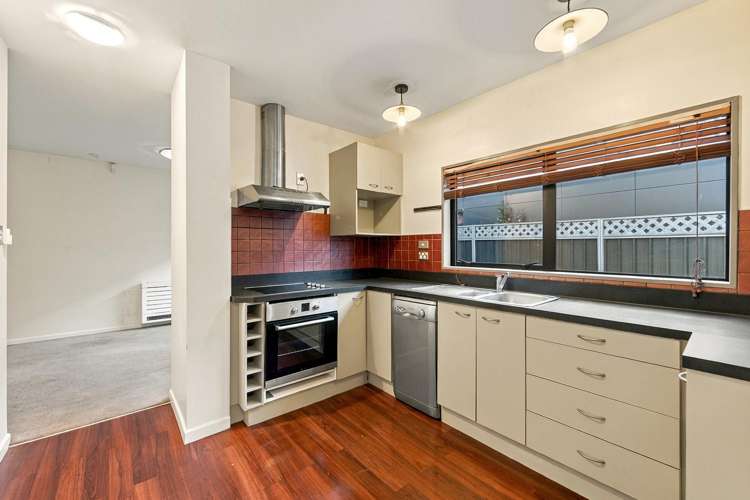 Unit C/280 Worcester Street_5