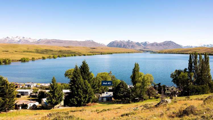 - Hut 43, Lake Alexandrina, South End Settlement Lake Tekapo_4
