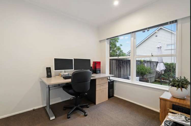 2/10 Princes Street Northcote Point_7