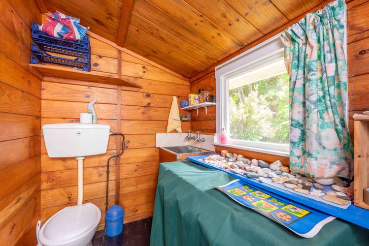 24 Koutu Beach Road Opononi_16