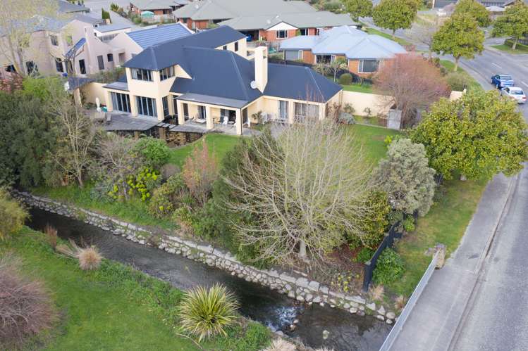 80 Pages Road Allenton_1