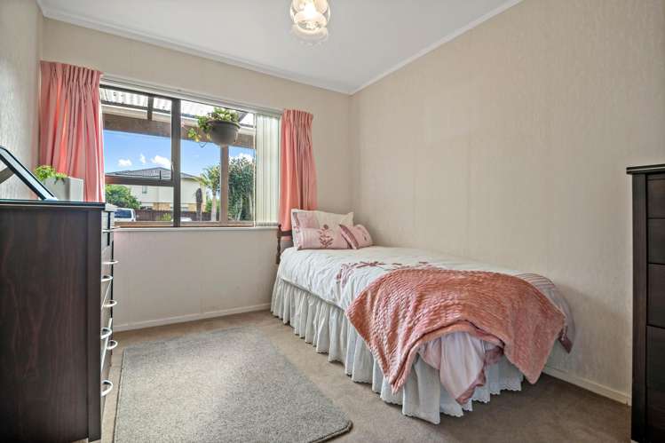 12 Nadine Place Mangere Bridge_18