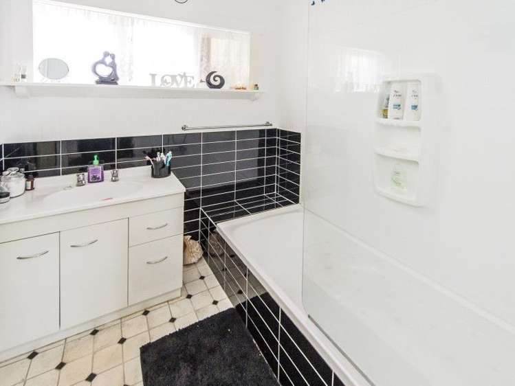 20 Totara Street Tawhero_10