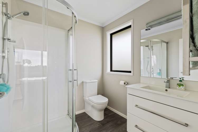 39 Kairau Road East Waitara_17