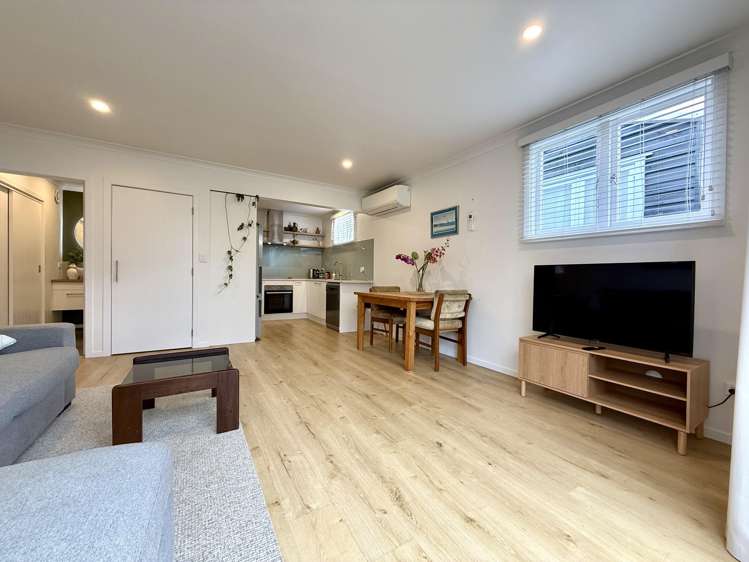 21 Government Road Raglan_2