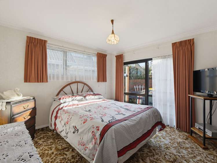 1/102 Lake Terrace Road Burwood_9
