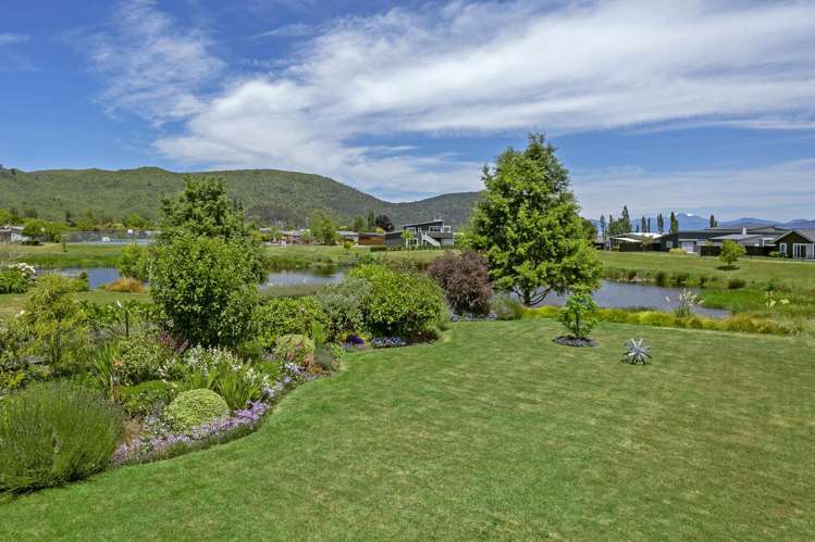 11 Pukeko Way_3