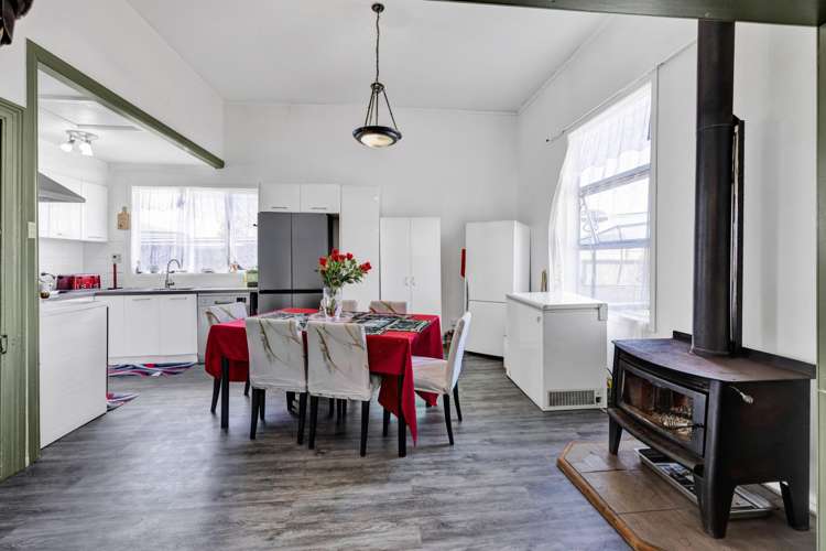 176 Glover Road Hawera_5