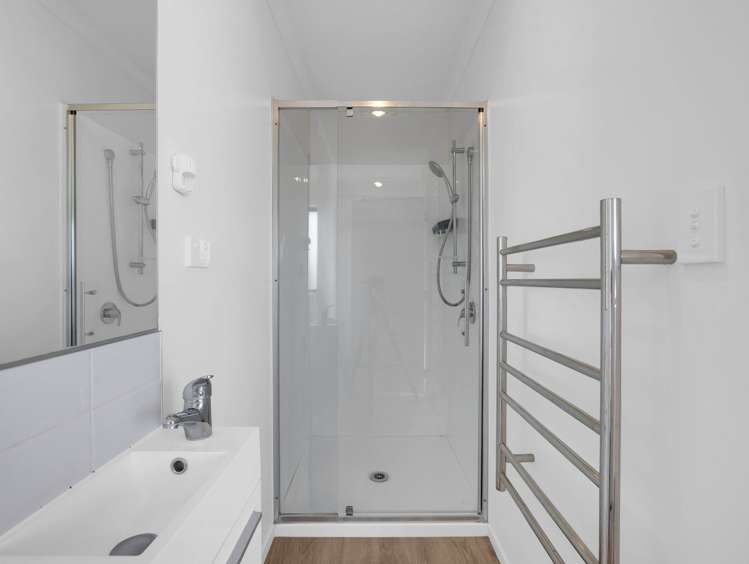 2/54 Helena Road Hillcrest_11