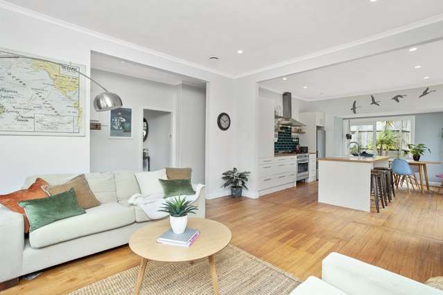 37 Tasman Avenue Mount Albert_2