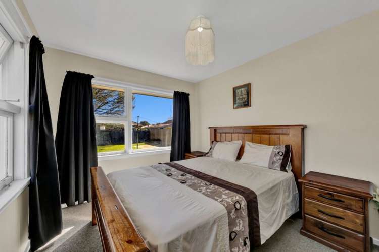 32 Carters Road Aranui_11