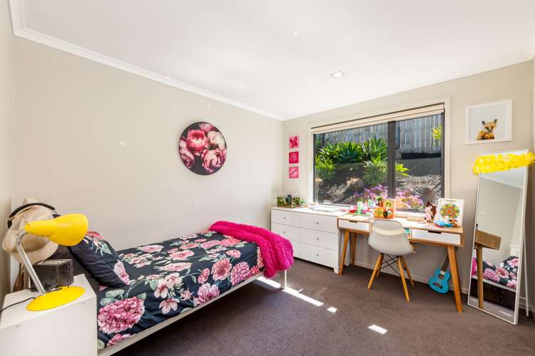 39 Roberta Crescent Orewa_11