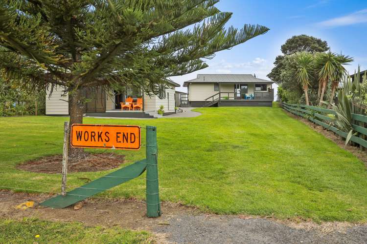 4 Rauparaha Street Marokopa_3