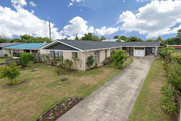 8 Sandringham Road Enderley_23