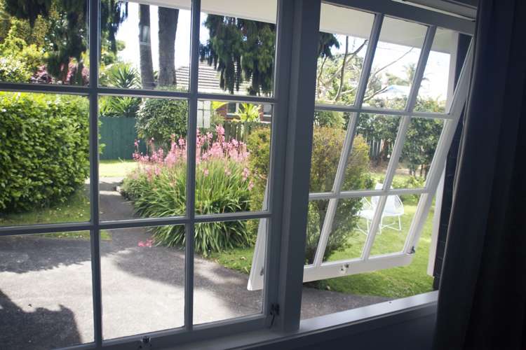 2/45a Asquith Avenue Mount Albert_9