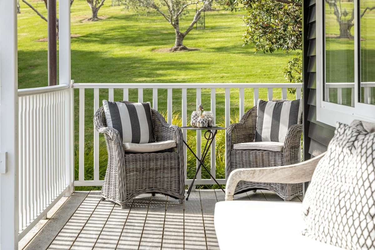 379i Gordons Road_4