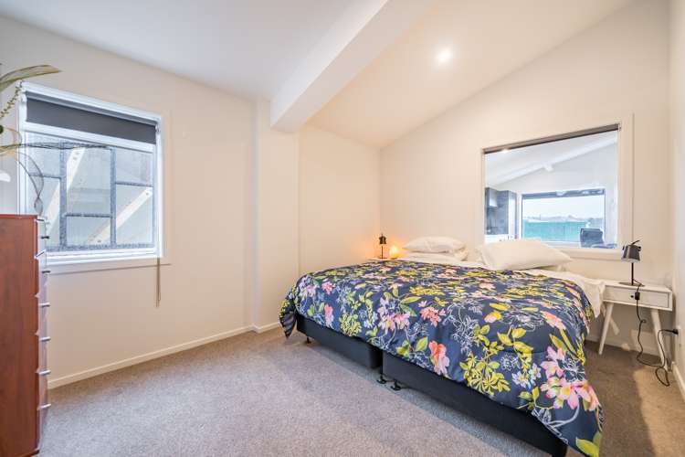 2/66 Bay Road Kilbirnie_4