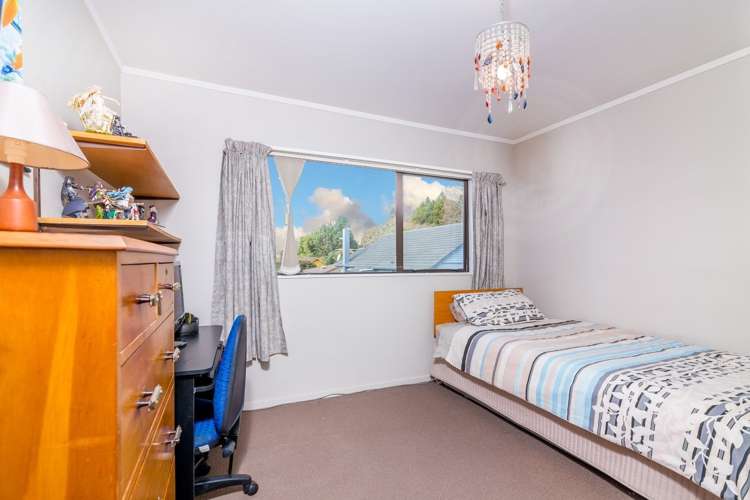 25b Beach Road Pahurehure_18