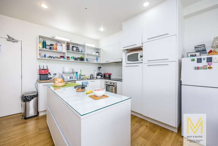 704/30 Beach Road Auckland Central_8