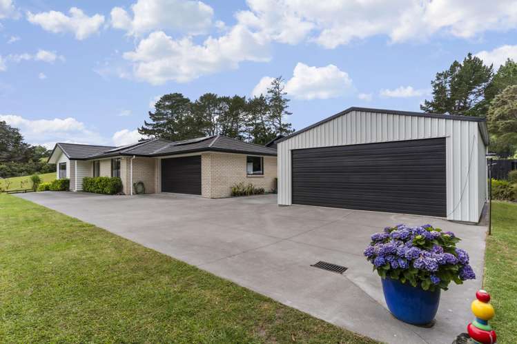 200 Birdwood Road Massey_29