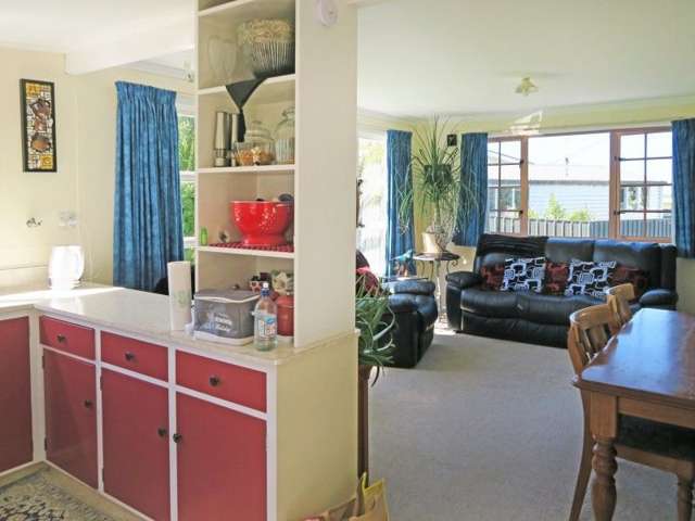 23 Totara Street Kaka Point_2