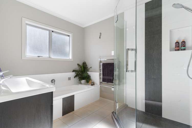 12 Paua Cove Papamoa_14