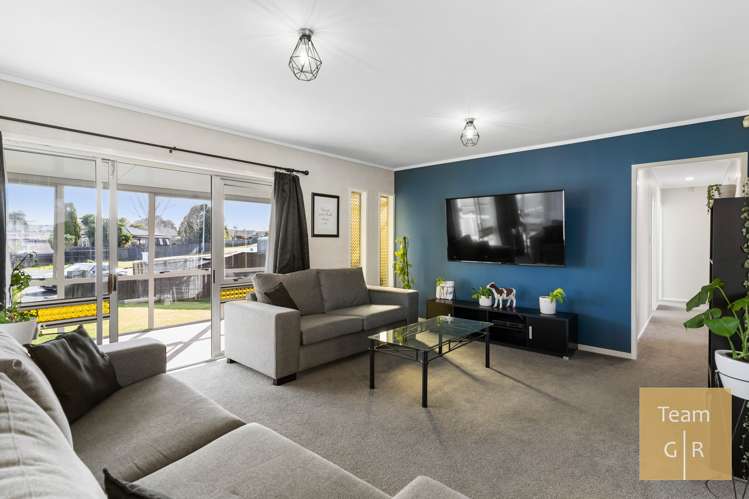 61 Rowandale Avenue Manurewa_1