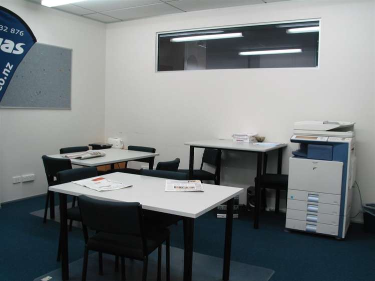 Level 1, 12 Moorefield Road Johnsonville_9