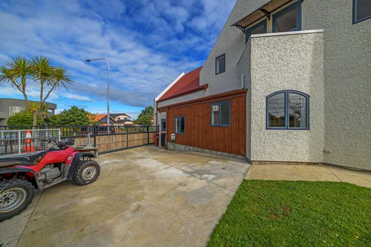 109 Pacific Drive Fitzherbert_26