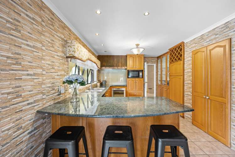 44 Gracechurch Drive Flat Bush_11