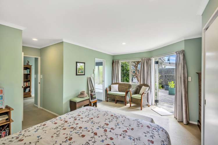 15a Menin rd Onekawa_10