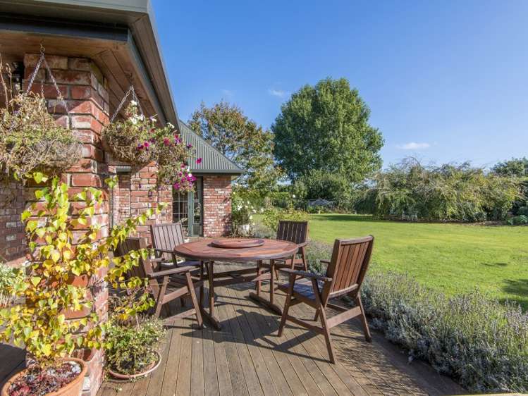 284 Marshs Road Hornby South_23