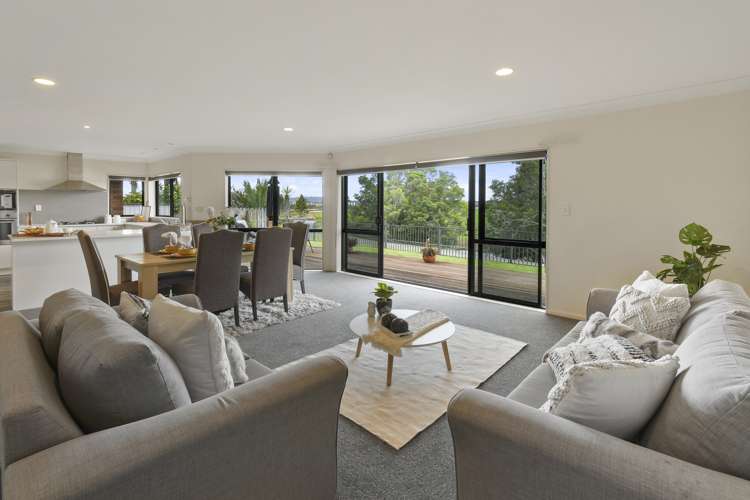 16 Crannich Place Wattle Downs_8