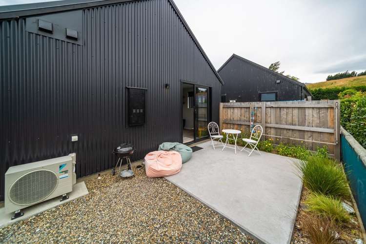 8 Mulbury Way Lower Shotover_1