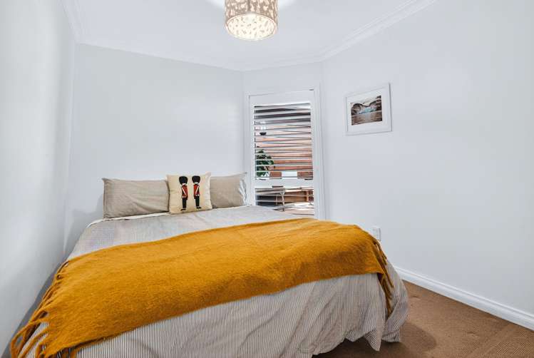 2/24 Napier Road Hilltop_12