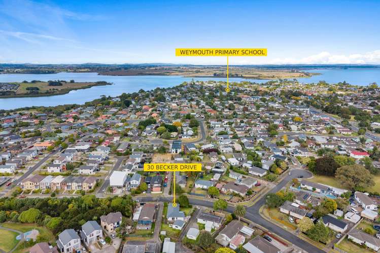 30 Becker Drive Weymouth_13