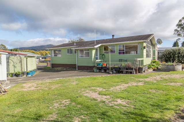 6 Hera Grove Turangi_2