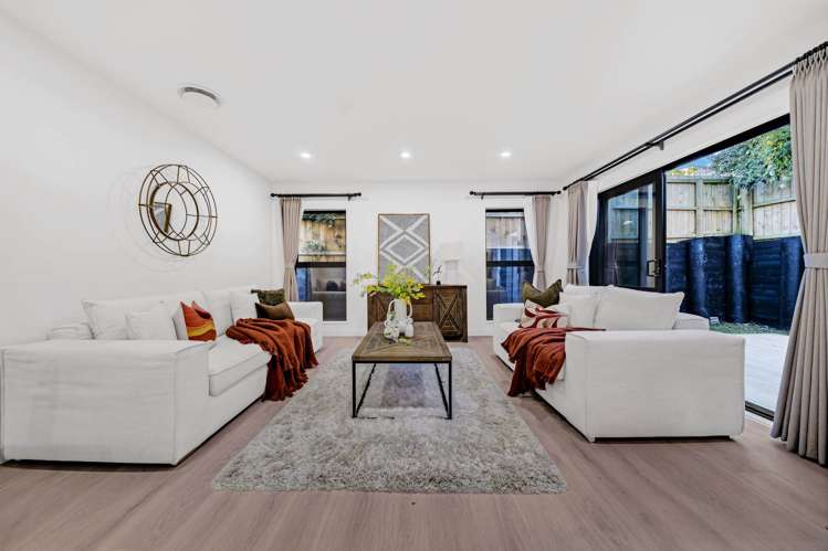 44D White Swan Road Mt Roskill_1