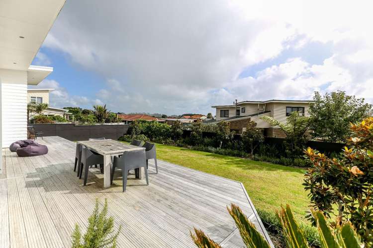 1154 South Road Oakura_4