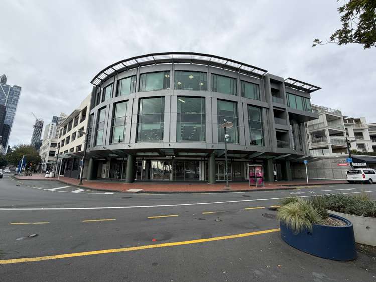 110 Customs Street West Auckland Central_14