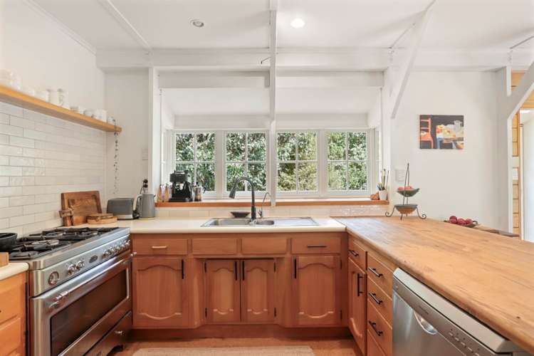 1157 Old North Road Helensville_19