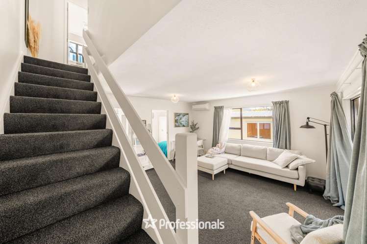 25a Outram Grove Kelson_13