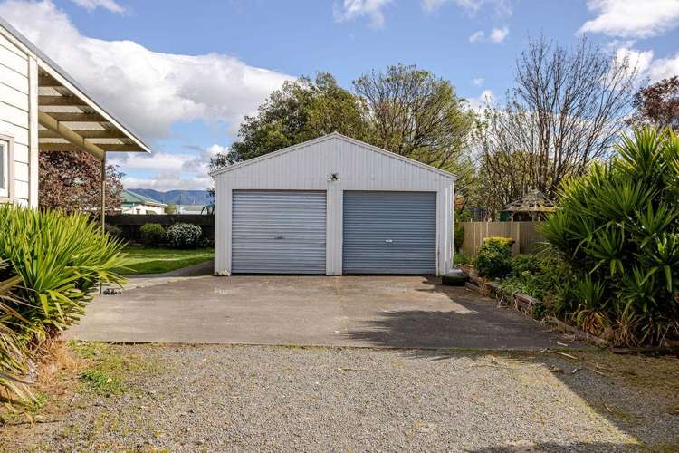 9 Madrid Street Dannevirke_23