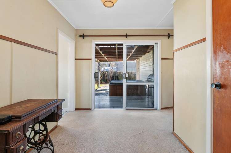 102a Clayton Road Mangakakahi_6